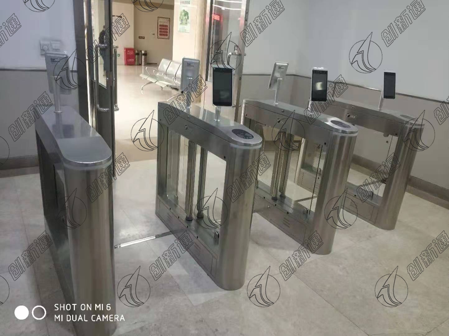 擺閘,三輥閘,速通閘,旋轉閘,平移閘,一字閘,人臉識別，